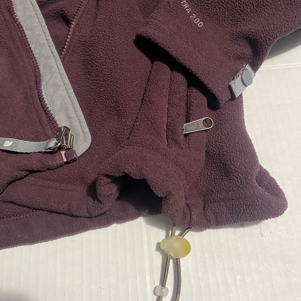 The North Face Purple Ski Jacket with Fleece Material and High Collar - Picture 12 of 15